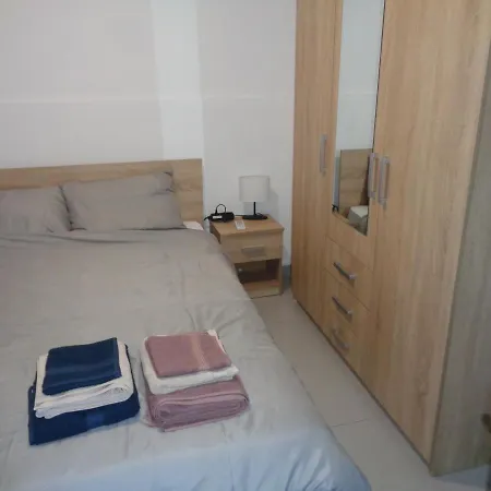 La Casa Di Mezzo Apartament *