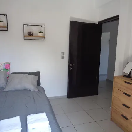 La Casa Di Mezzo * Roda (Corfu)