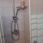 La Casa Di Mezzo