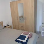 公寓 La Casa Di Mezzo