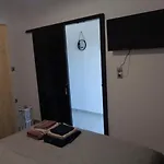 La Casa Di Mezzo *