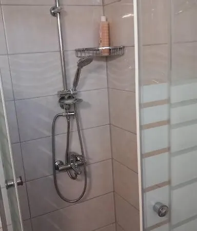La Casa Di Mezzo